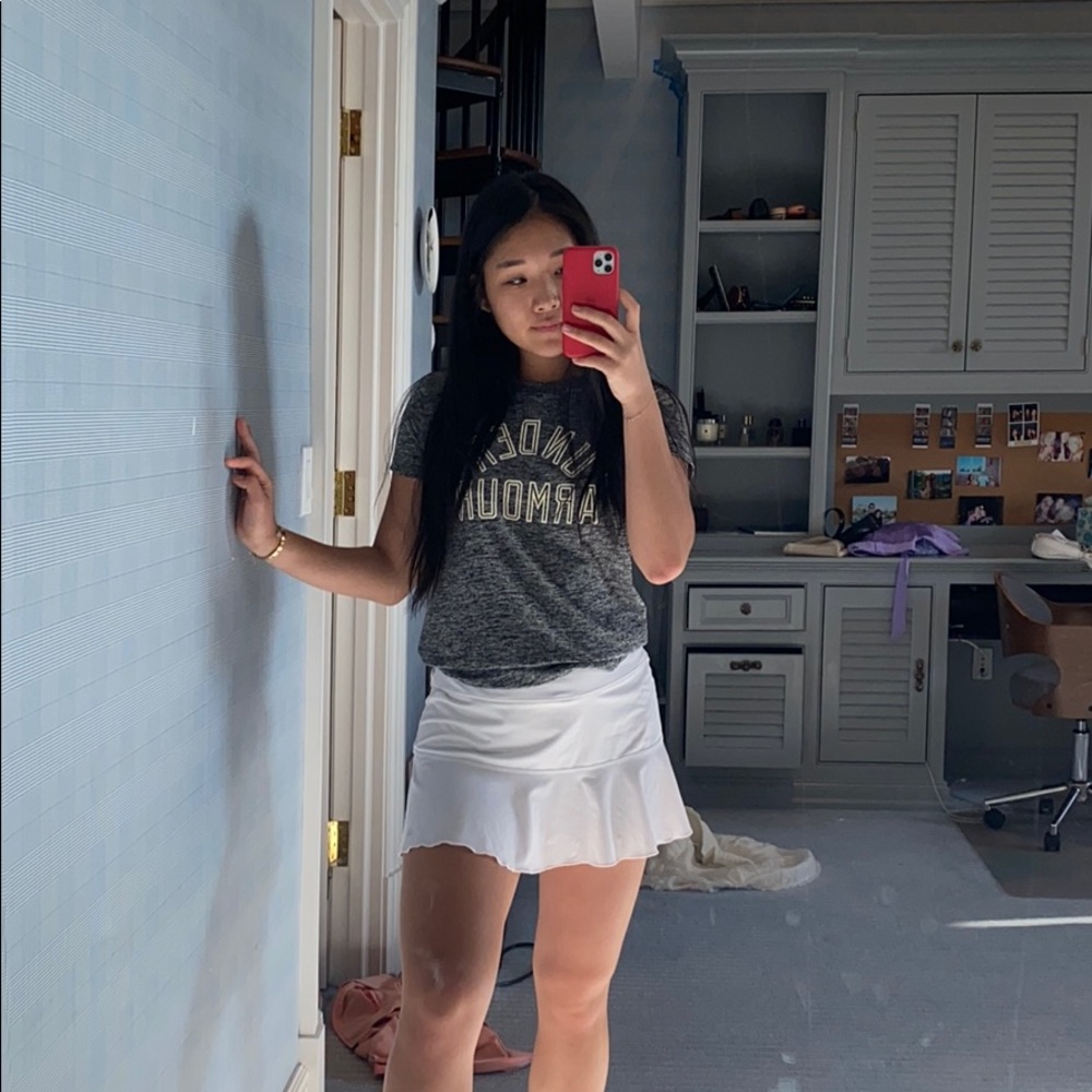 Under armour gray short sleeve shirt